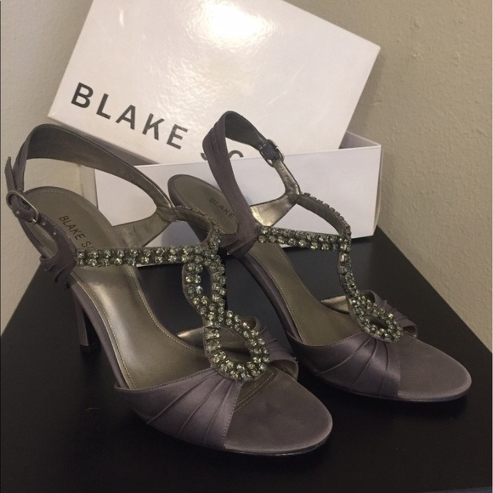 Blake Scott Gray Sandal Heels  New in Box Orig $99